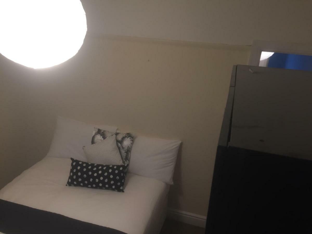 North London Cottage Екстер'єр фото